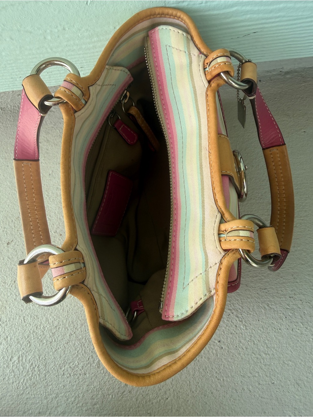 Vintage Coach Hampton Soho Stripe Satchel Style 1888 Pastel Pink Canvas Leather - Picture 7 of 7